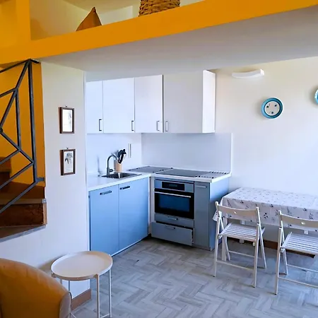 Live & Dream Panarea - Trilocale 2 Piano Apartment Scilla