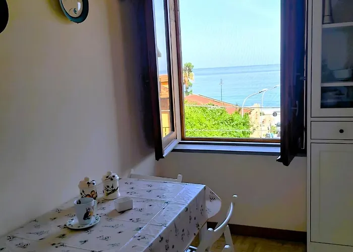 Live & Dream Panarea - Trilocale 2 Piano Lägenhet Scilla